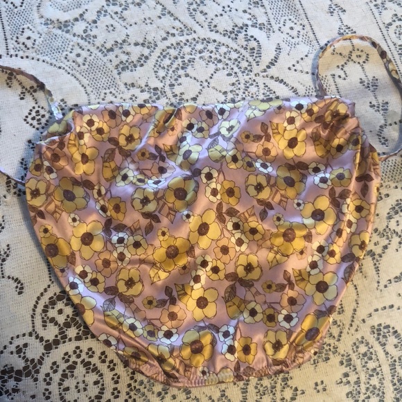 Out from under Bustier top - Picture 1 of 3